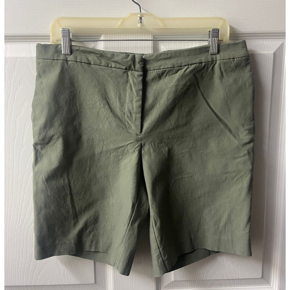 Kelly Klark Womens Shorts Green Size 8 Waist 32 Inseam 8.5 Stretch Golf Walking